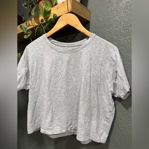 Lululemon gray crop tee